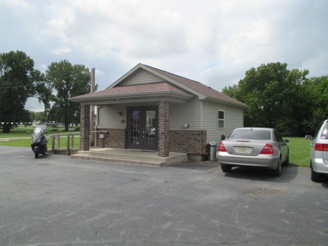 301 N Logan St, Mattoon, IL 61938